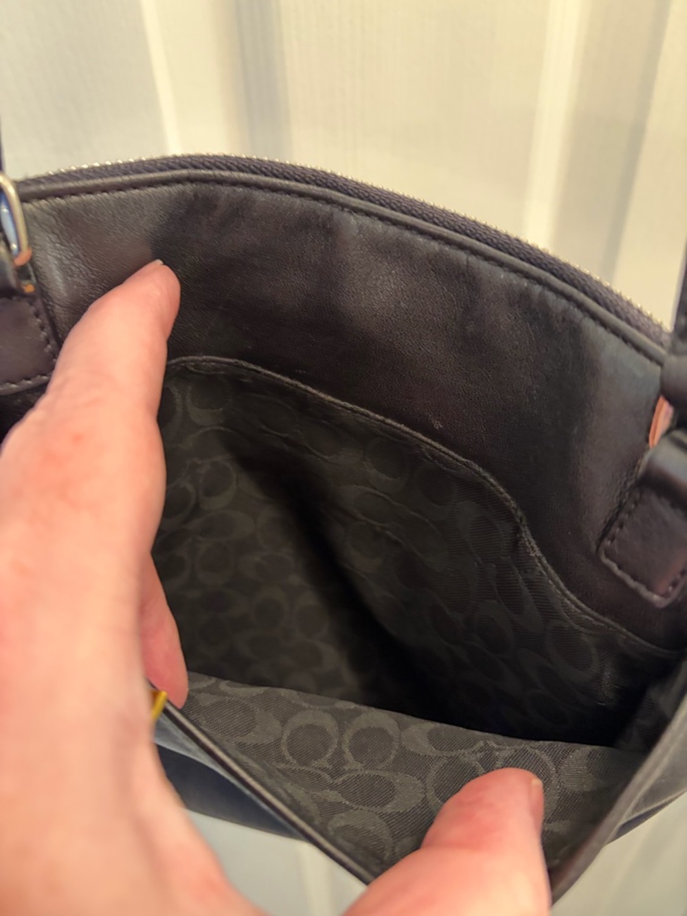 Coach Black Leather Crossbody Bag Zip Top Adjustable Strap - Picture 10 of 12